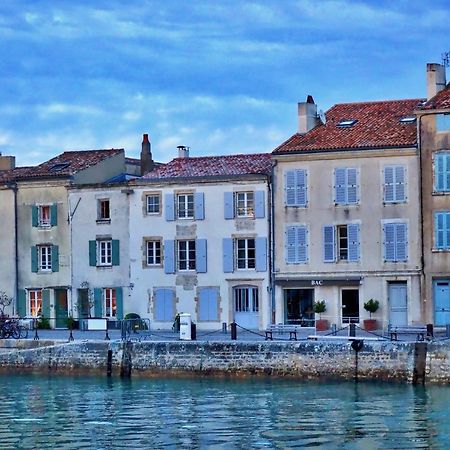 A 150M Du Port De St-Martin-De-Re, Studio Pour 2 Сен-Мартен-де-Ре Экстерьер фото